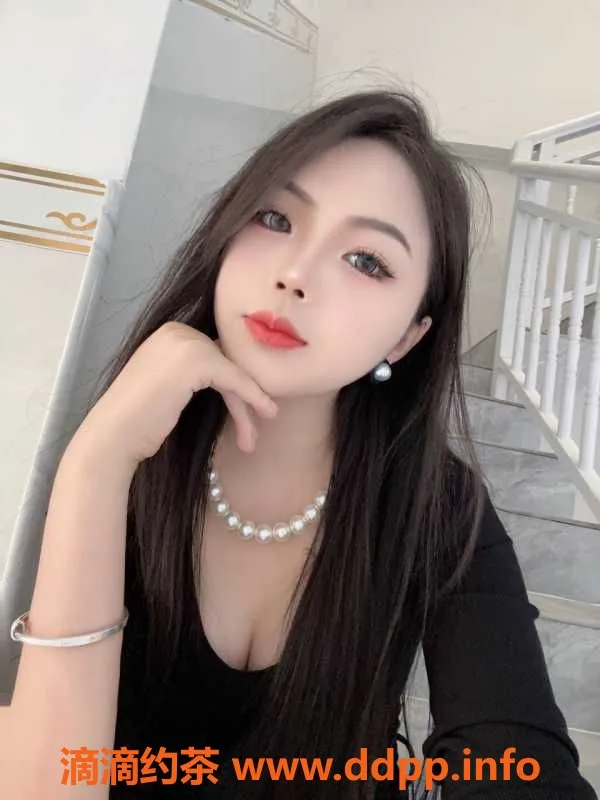 深圳楼凤资源信息,南山性感大胸御姐婷婷，165cm，600元体验