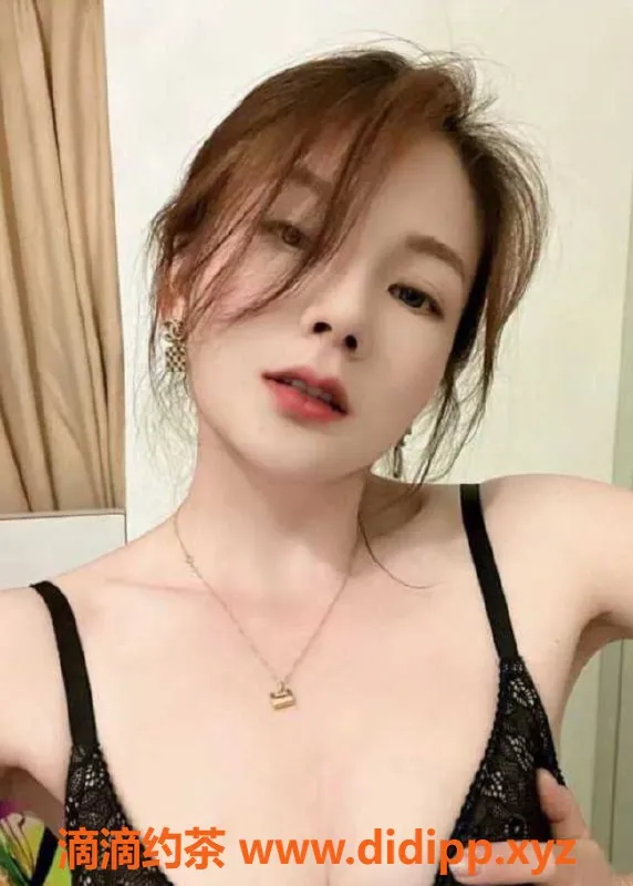 广州楼凤-荔湾极品少华，30岁，165cm，47kg，400元体验