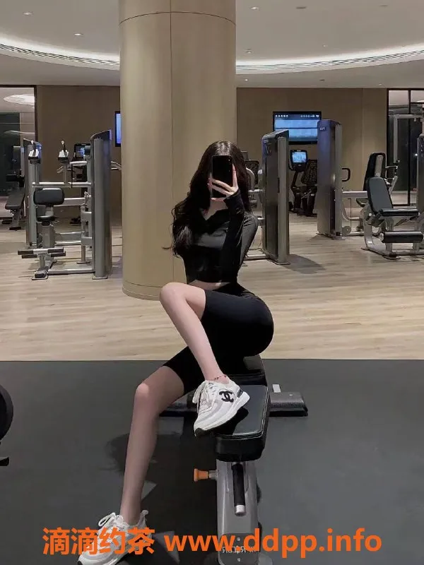 重庆楼凤-狐狸精 - 本地新老师，课时价10，工兵价5