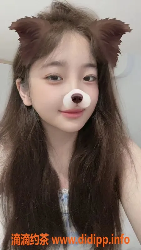 成都楼凤-成都多多，身高160，微坦巨乳，400元全套服务