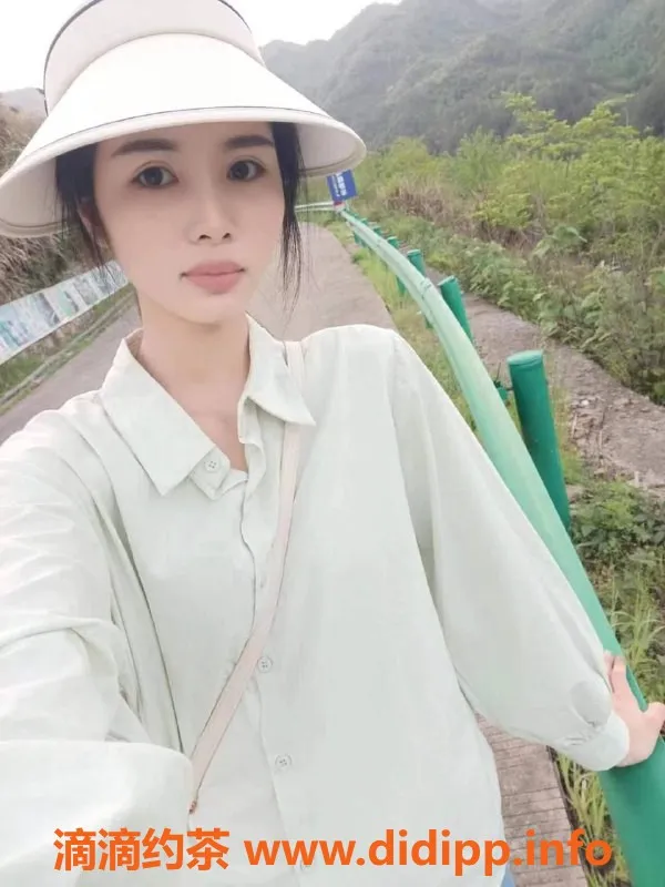 北京楼凤-朝阳婷婷，大学生兼职，800元起可夜服务