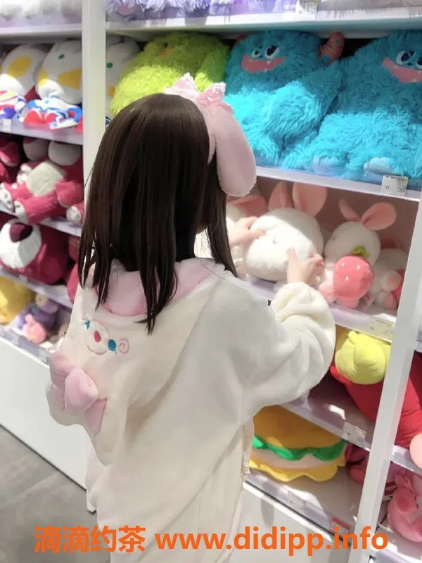 杭州楼凤-杭州灵隐寺代聊高端服务，专享体验