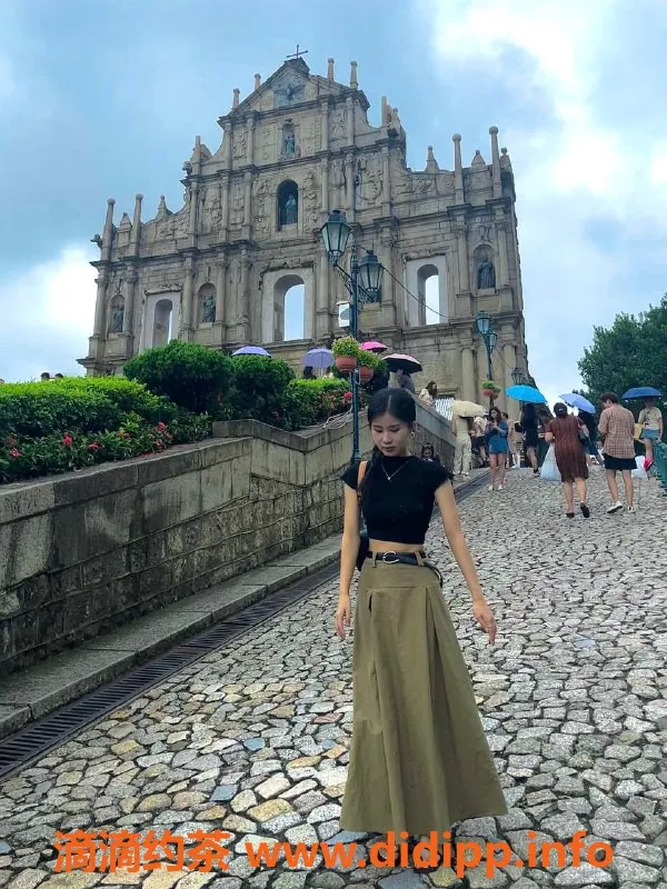 深圳楼凤-南山护士兼职小船，1500/2500可选服务