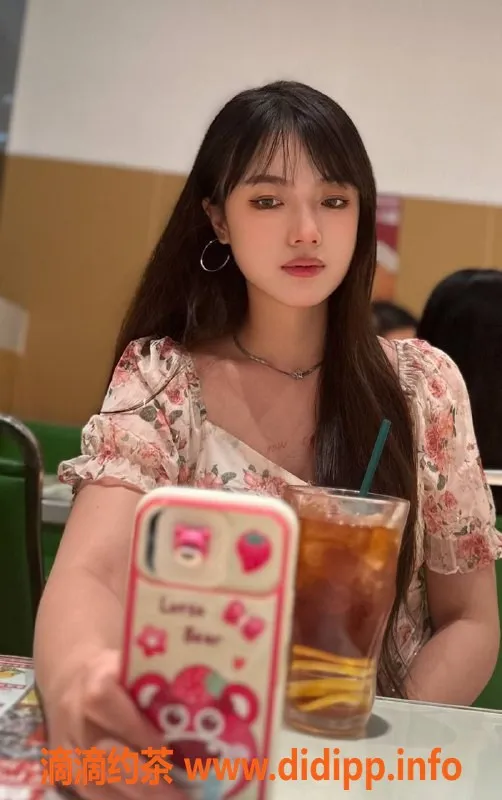 北京上门服务-小梦，朝阳大悦城温柔女神，175高挑116身材