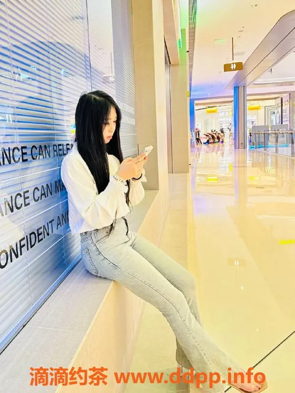 成都上门服务-成都宝儿，155身高，95体重，600元嫩妹服务