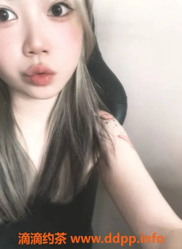 深圳楼凤资源信息,龙岗C C，价格1100P，服务超赞