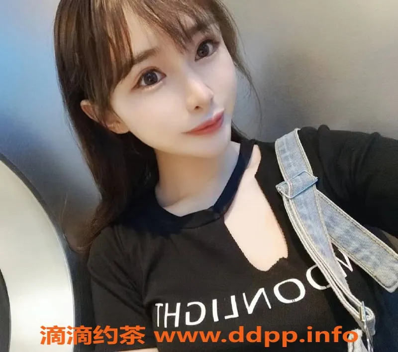 上海楼凤-浦东区伊伊，1200元45分钟服务！