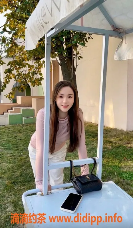 杭州楼凤-下沙子涵，少妇巨乳，月费性价比高