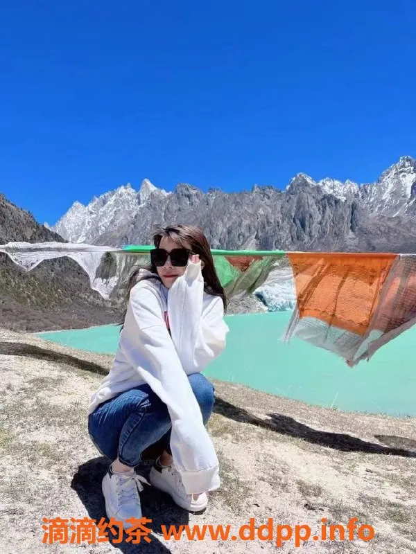 广州楼凤-海珠颜值妹，25岁，服务多样，价格500