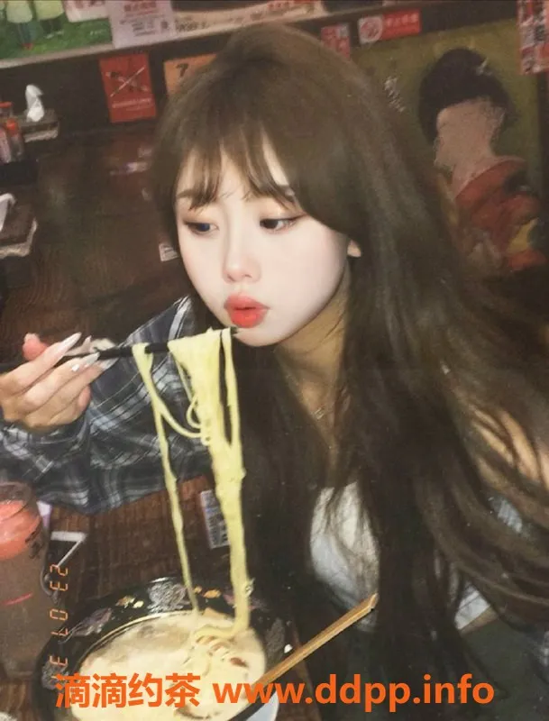 北京楼凤-世贸天阶嫩妹小豆子，内衣批发超值15Z起