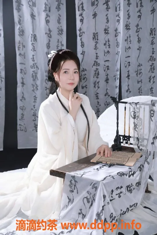 深圳楼凤-福田33岁魅力女郎，身高172，胸围36C，价格实惠