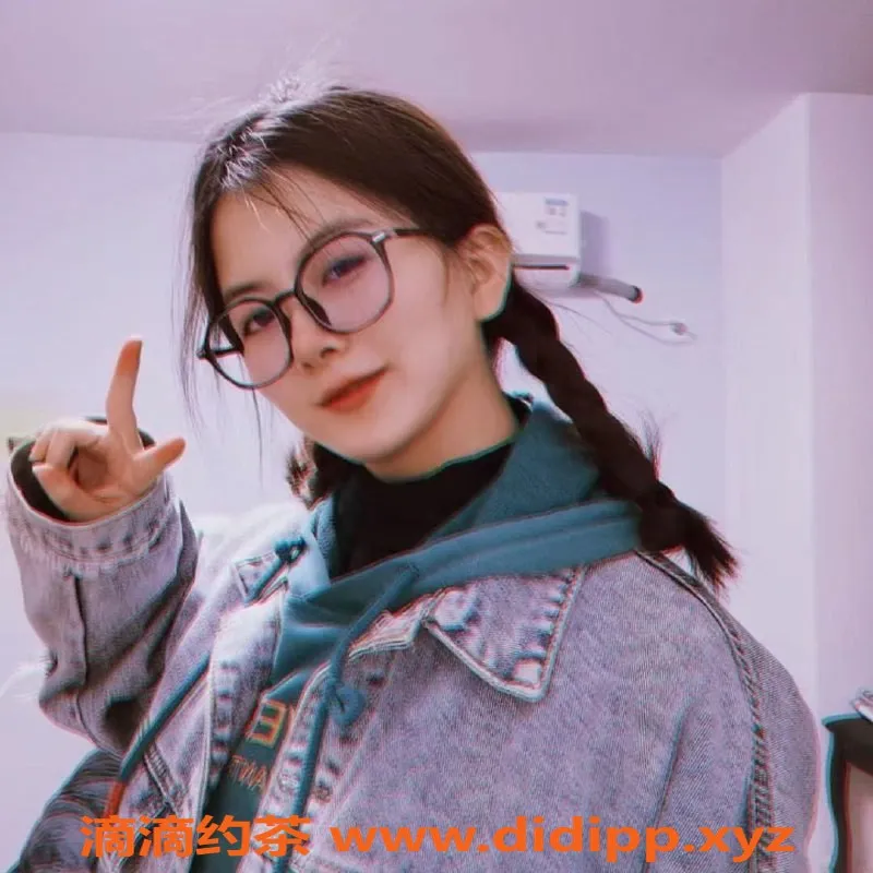 南京楼凤-雨花台甜甜，700元/1300元服务推荐！