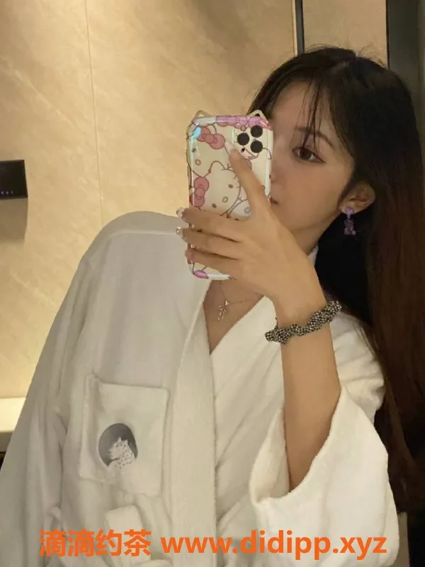 深圳楼凤-福田嫩妹李汐甜，课费P1000，服务优质！