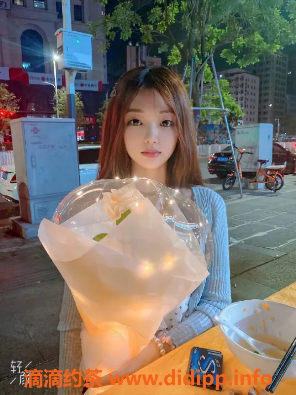 深圳楼凤-福田嫩妹李汐甜，课费P1000，服务优质！