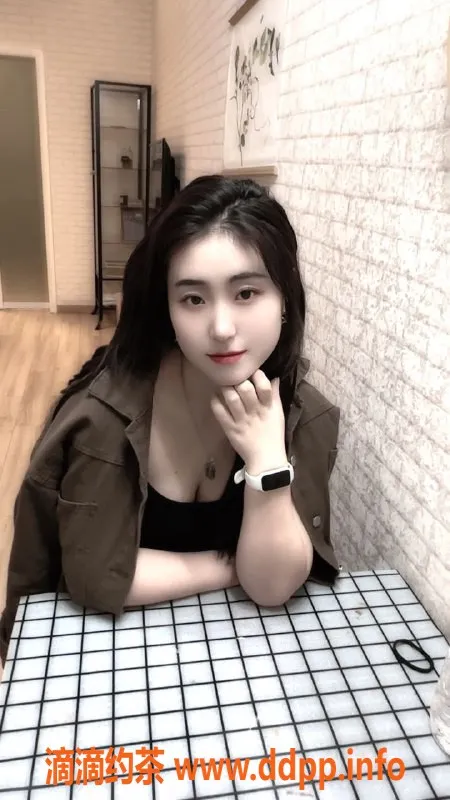 杭州楼凤-上城佳薪 23岁 166cm 54kg 胸围36D 性感女友感