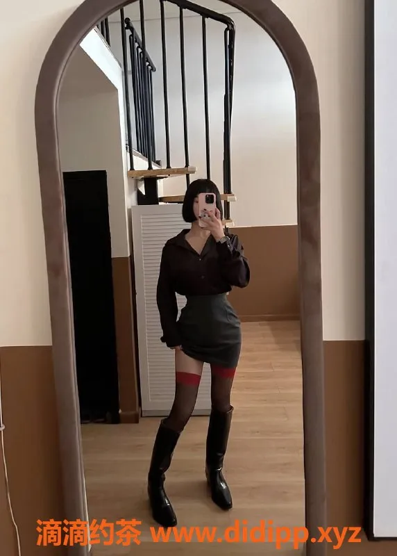 北京楼凤资源信息,朝阳百子湾小手办，150身高D罩杯，千元享受