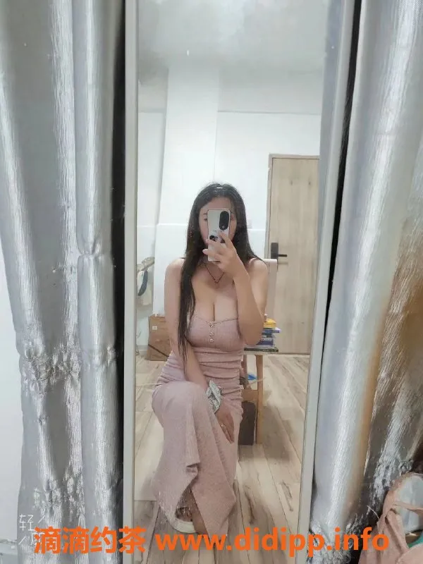 深圳楼凤-福田大胸御姐，千元以下享受700元起