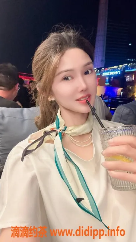 东莞楼凤-大朗熏儿，600起约会，夜2600服务