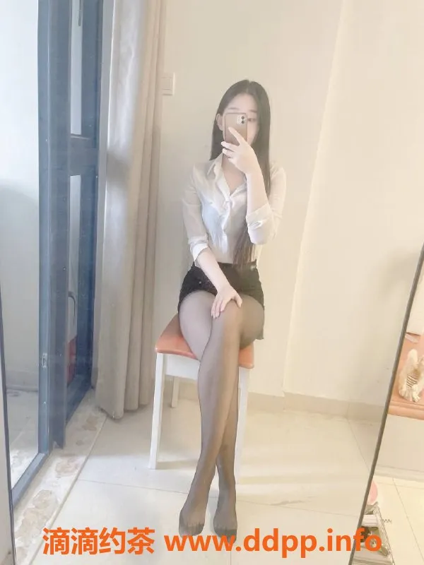 深圳楼凤-龙岗大胸妹，988元起嗨翻天