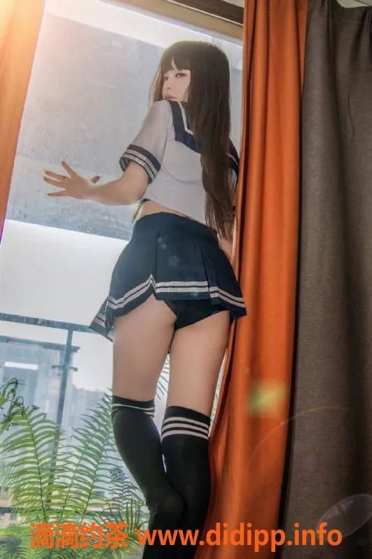 成都楼凤-天府三街小乖妹怡怡，身高155，价格实惠