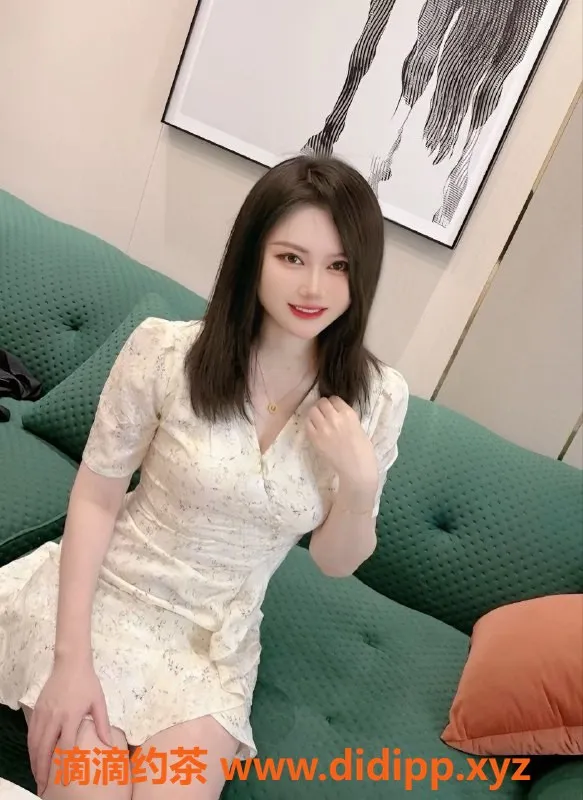 成都上门服务-金融城御姐依依，166cm身材火辣，26岁可上门服务！