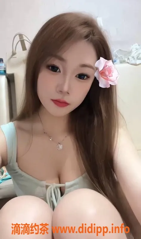 深圳楼凤-宝安果儿，课费700/1299，真不错！