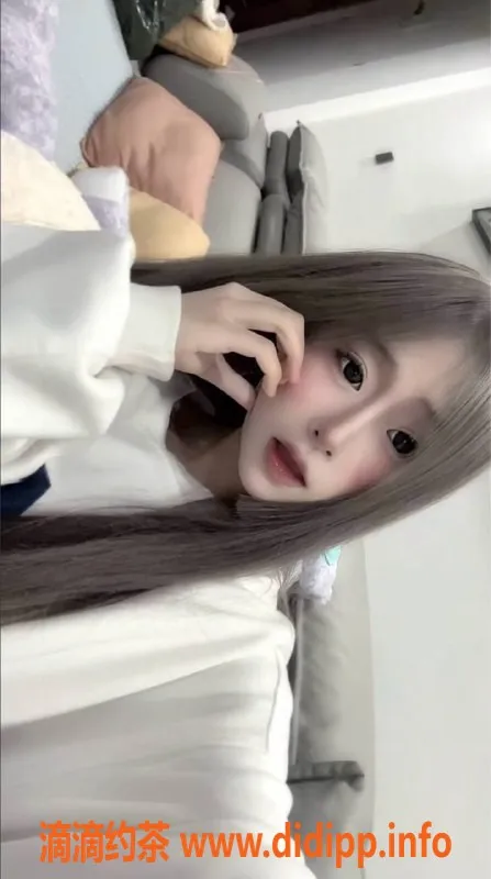 成都楼凤资源信息,武侯区17岁可爱妹子，身高165，90斤乖巧服务