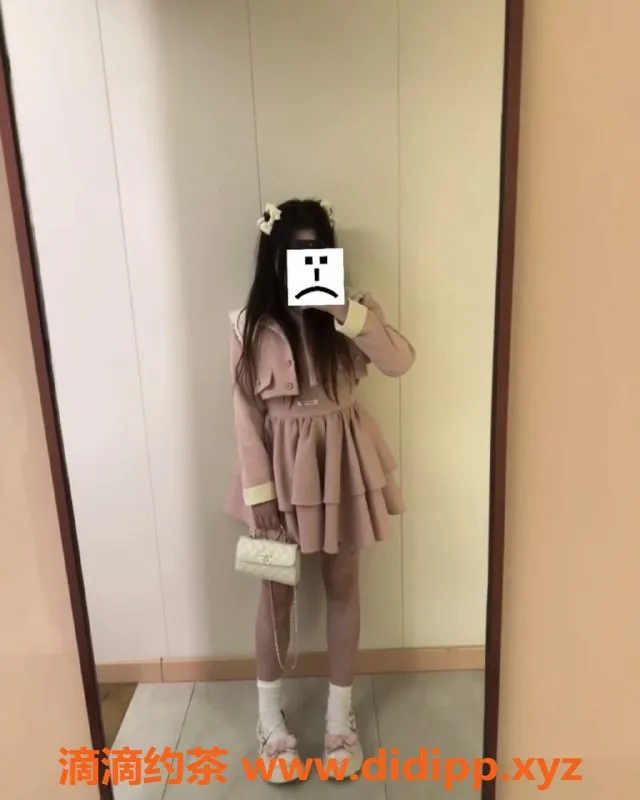 成都楼凤-成都嫩妹涵涵，身高160，微坦服务多！