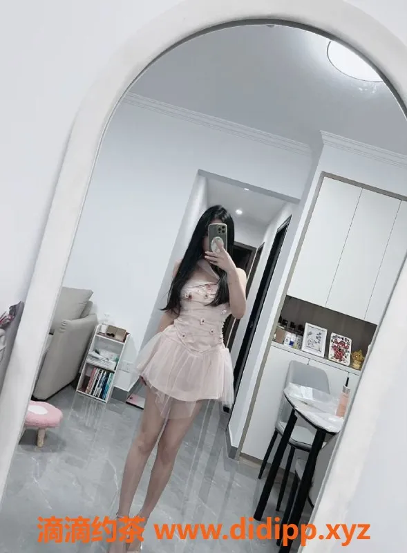 杭州楼凤-上城高端艺名Angelaxx，服务热情，价格实惠