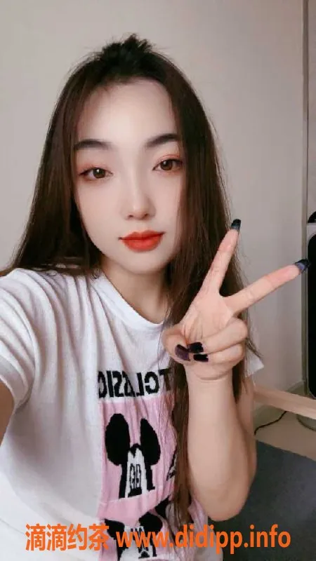 广州楼凤-广州花都甜儿，24岁165cm 36C一条龙服务