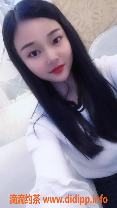 长沙楼凤-雨花区20岁妹子秒秒，163cm/48kg，36C，激情女友式服务