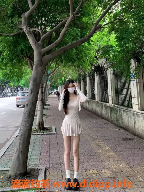 北京楼凤-朝阳小鹿，170高挑嫩妹，千元档服务！