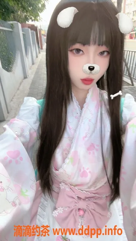 成都楼凤-成都小欢，高挑嫩妹，800元体验