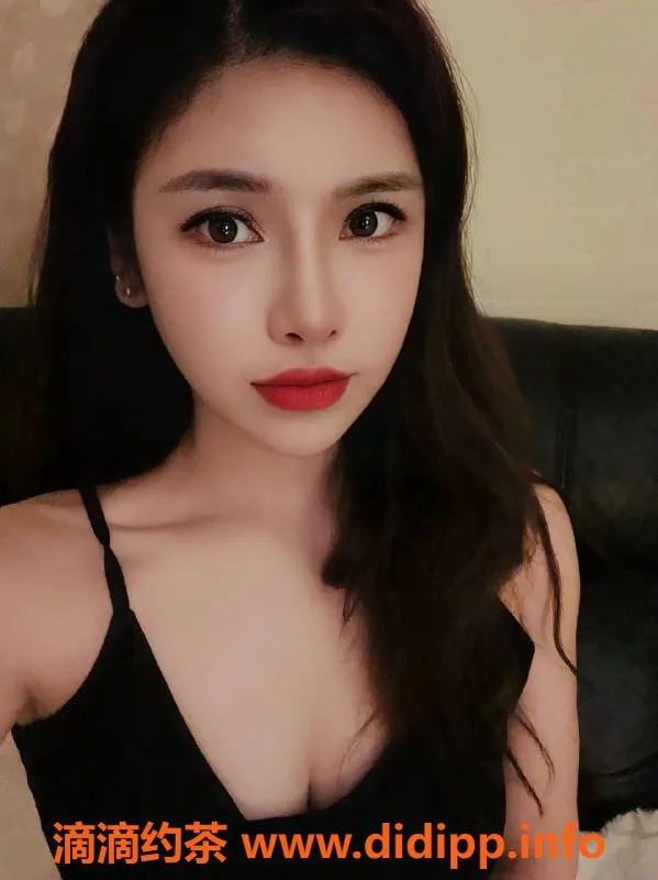 上海楼凤资源信息,普陀Bobbie，身高166，49斤大胸服务