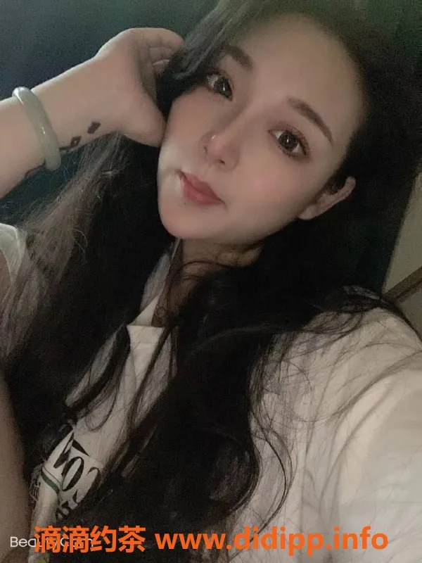 杭州楼凤-拱墅区芯芯，168身高D罩杯，7p服务！