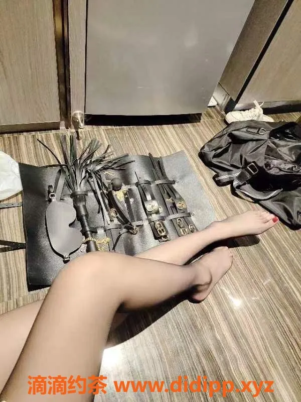 杭州楼凤-滨江区小汤圆，172身高E真胸，温柔热情等你来约