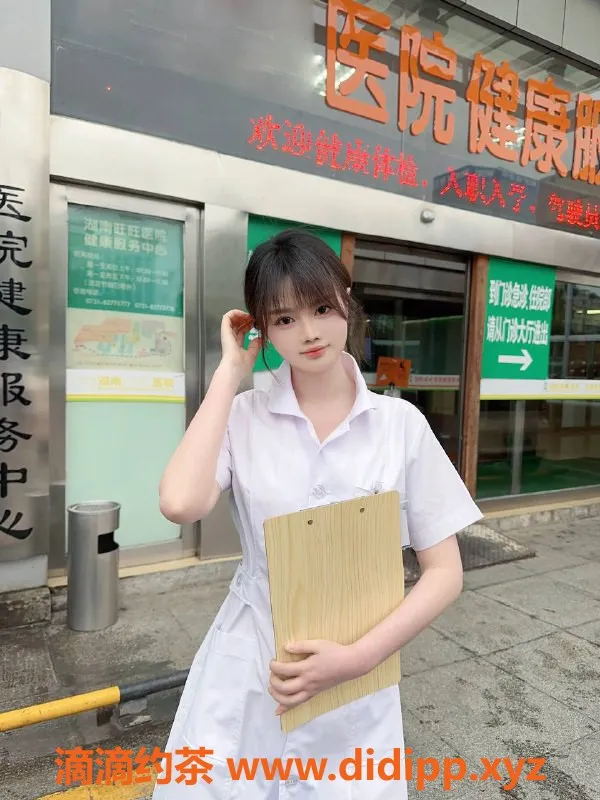 深圳楼凤资源信息,深圳龙岗护士梓涵，诱惑特价900元起