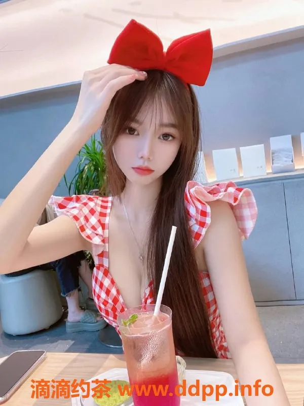 深圳楼凤-福田恩恩，性感角色扮演服务，900p起