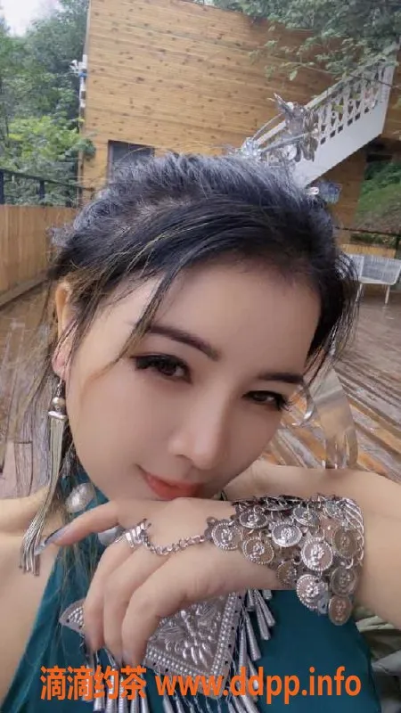 广州楼凤-广州天河苗家小妹粤粤，23岁，160cm，48kg，36D