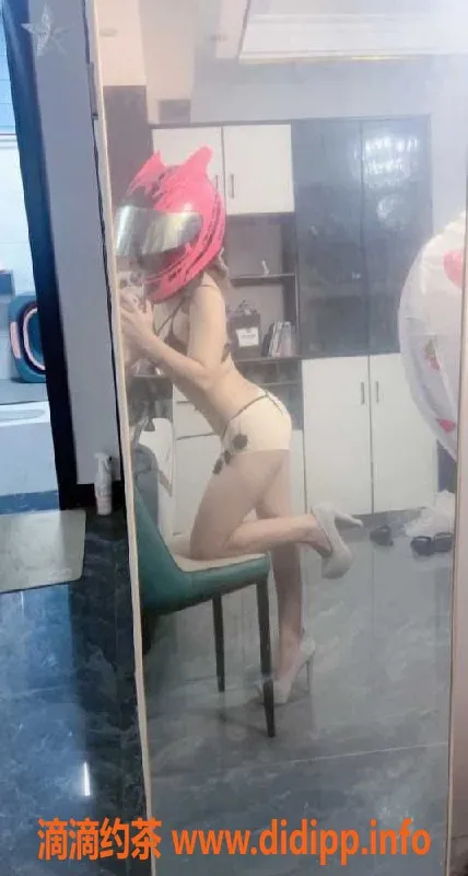 广州楼凤-广州天河苗家小妹粤粤，23岁，160cm，48kg，36D