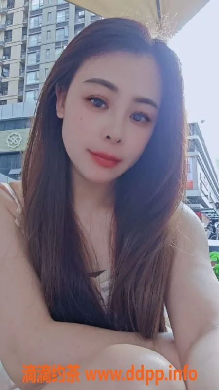 北京楼凤-小影朝阳平乐园，163cm 50kg 36胸，百元档正品享受