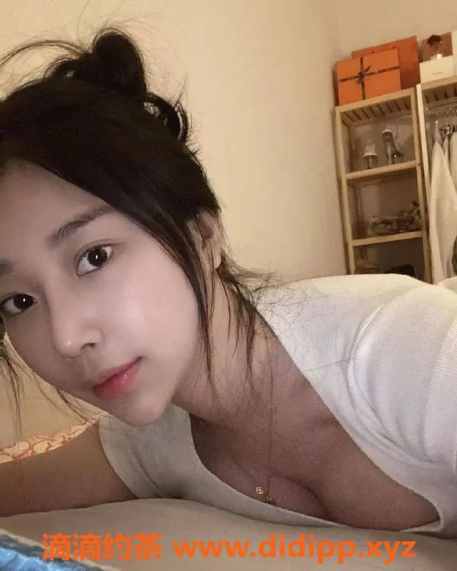 广州楼凤-天河悠悠，700起，69p服务让人心动