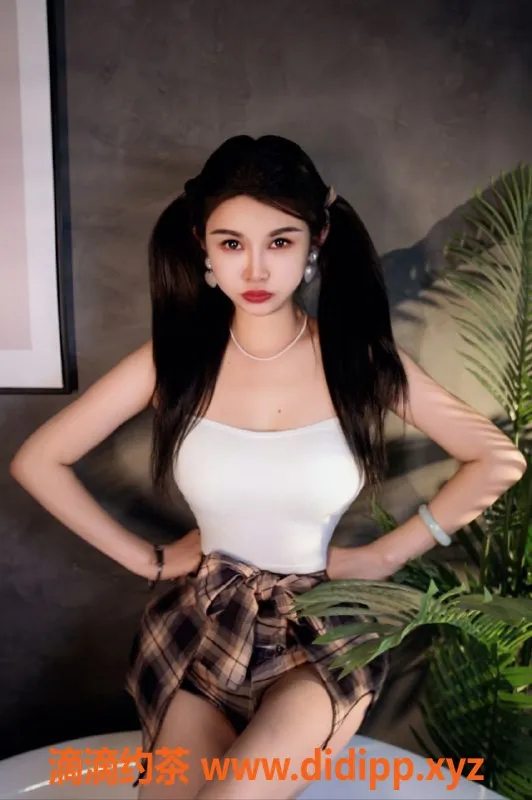 北京楼凤-朝阳小邱淑贞，171cm，55kg，千元档私密服务