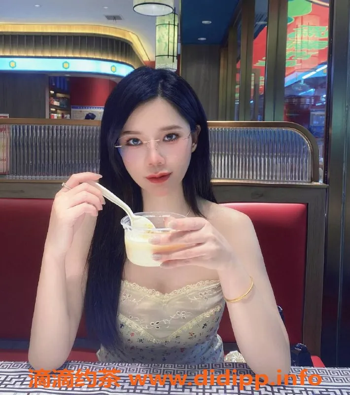 厦门楼凤资源信息,厦门思明区画画的北北，已验老师，6张作品