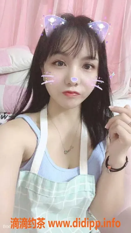 广州楼凤-广州天河萌萌，160cm 20岁可爱女孩