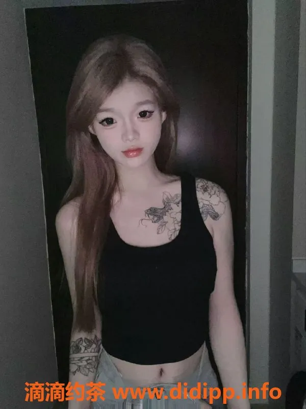 成都楼凤-成都柚子，16岁娇小妹，600享服务