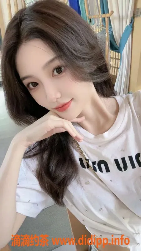 东莞楼凤-东莞南湘：娇小少妇，超棒服务推荐10分