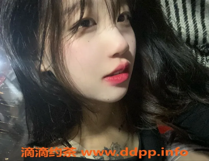 杭州楼凤-富阳丫丫，170cm高挑学生妹，48kg白嫩肌肤