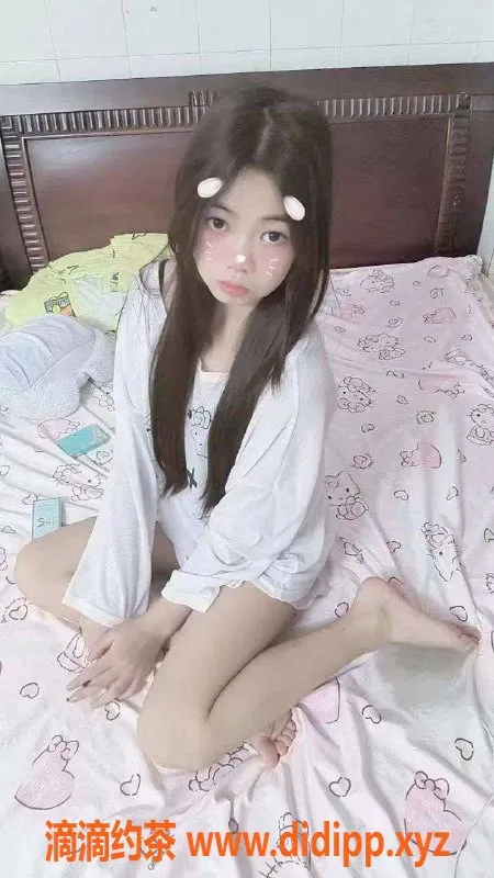 成都楼凤资源信息,成华区嫩妹爱新爵萝，18岁，160cm，87斤，600元/50分钟