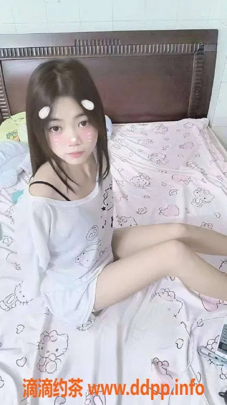 成都楼凤-成华区嫩妹爱新爵萝，18岁，160cm，87斤，600元/50分钟